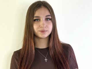 naked girl with webcam fingering pussy TiffaniStaub