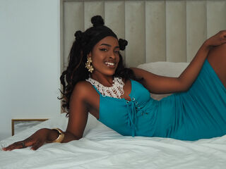 free webcam chatroom TylaCherie