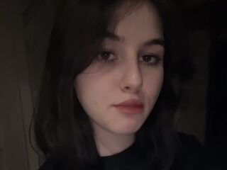 camslut WandaDillard