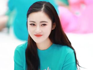 chat room photo YolandaYang