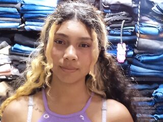 hot naked camgirl ZoeFletcher